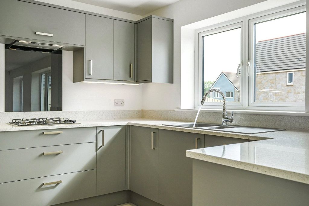 Property photo 2 of 14 Picture No. 04