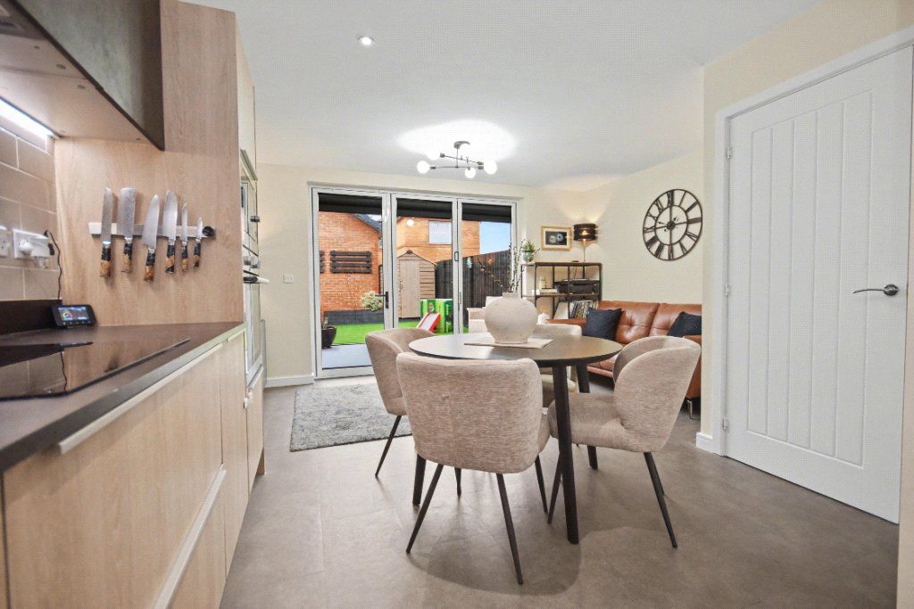 Property photo 2 of 21 Picture No. 01