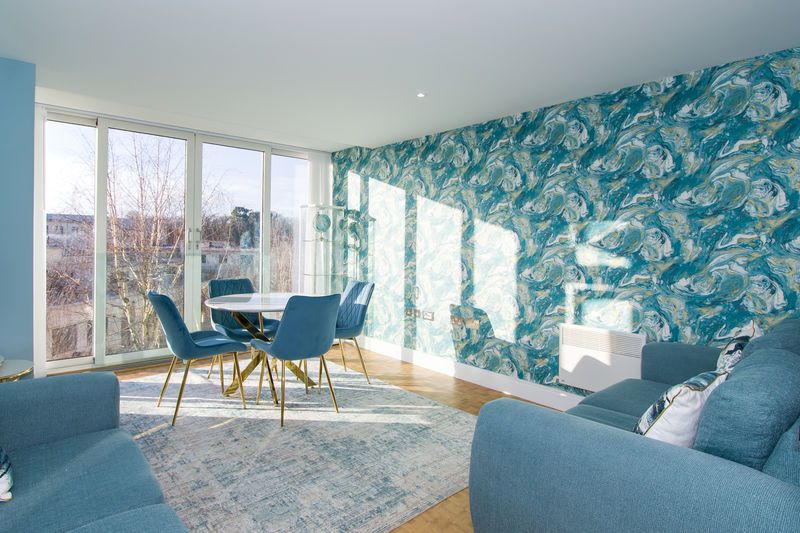 Property photo 2 of 17 Photo 4