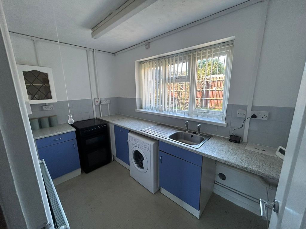 Property photo 1 of 9 Image