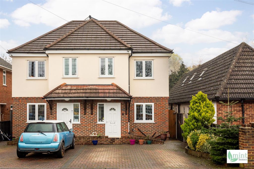 Property photo 1 of 21 Kings Road - Watermark-23.Jpg