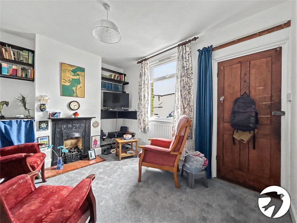 Property photo 3 of 24 Picture No. 07