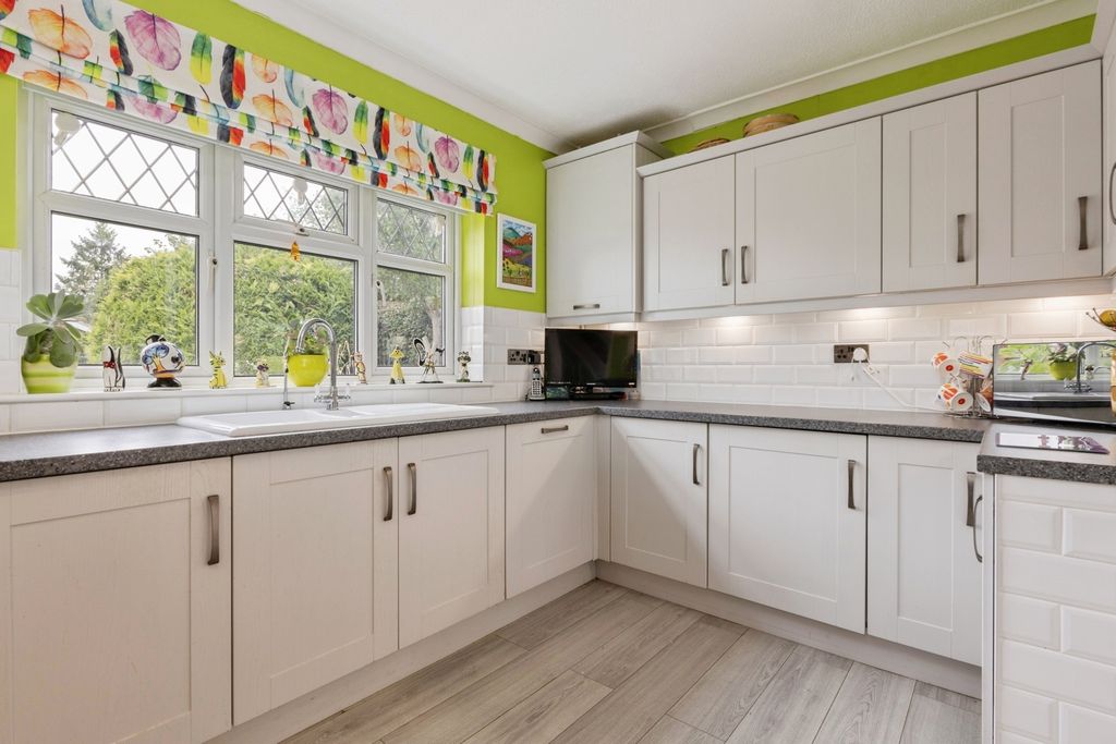 Property photo 2 of 26 Pbox-Img.Jpg