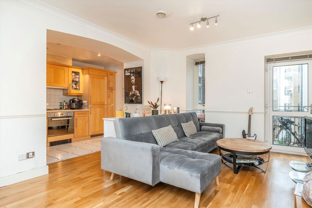 Property photo 2 of 4