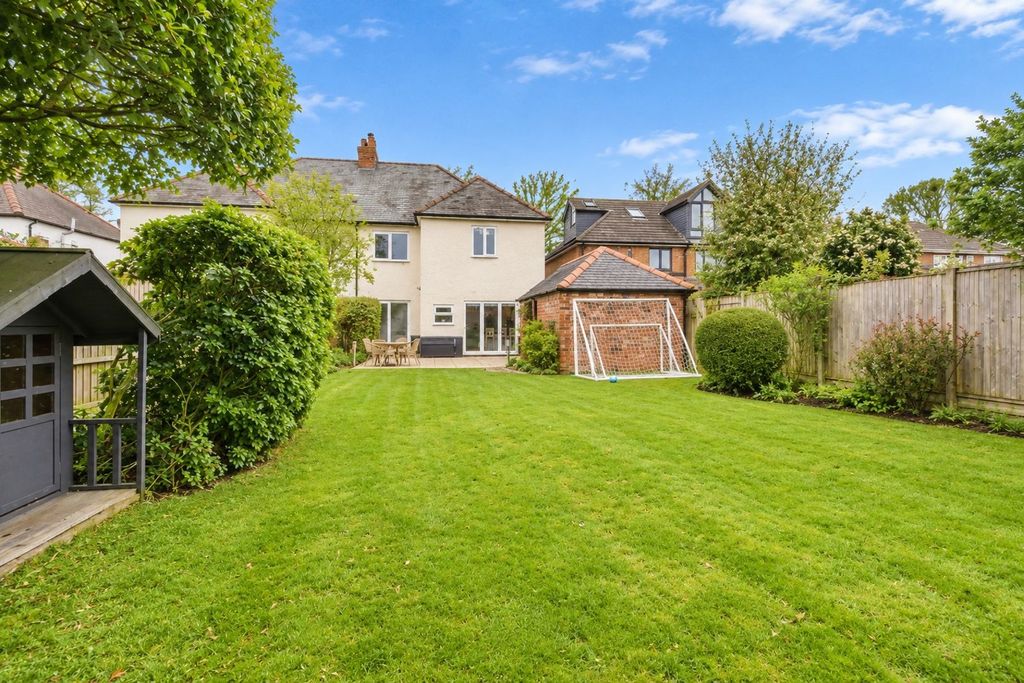 Property photo 2 of 17