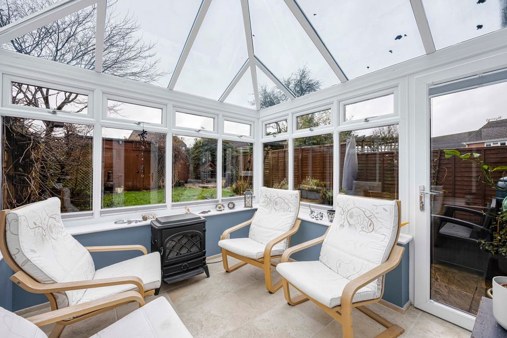 Property photo 3 of 24 18_71072.Jpg