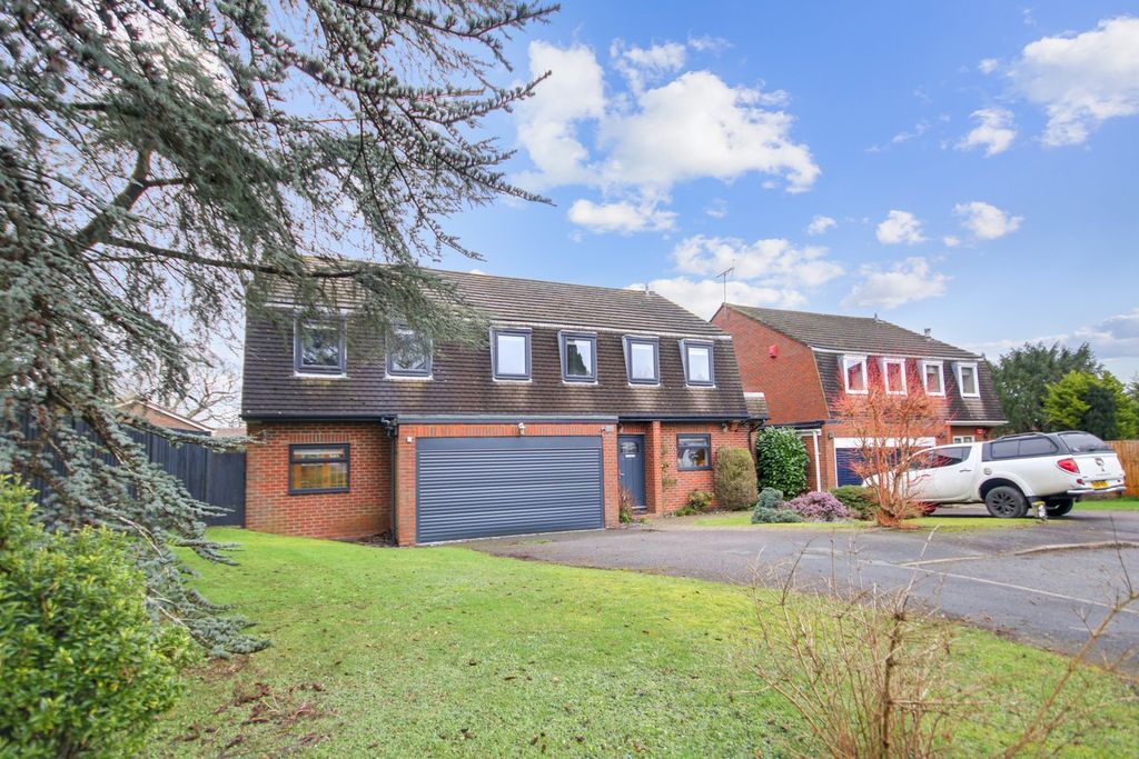 Property photo 1 of 24