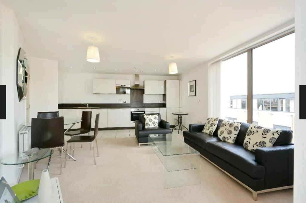 Property photo 2 of 14