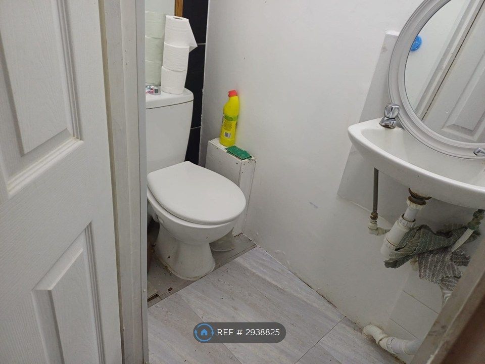 Property photo 2 of 4