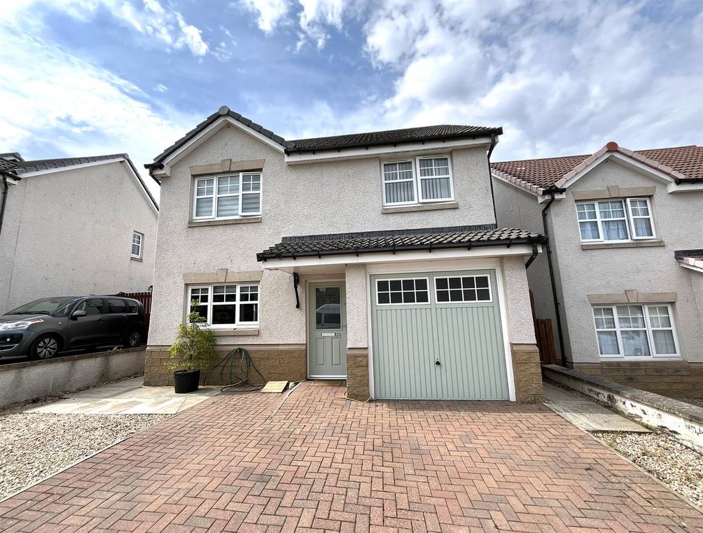 Property photo 1 of 35 28 Woodview Crescent, Lhanbryde