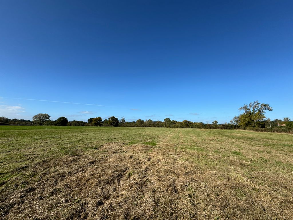 Property photo 3 of 7 Img_1457.Jpeg