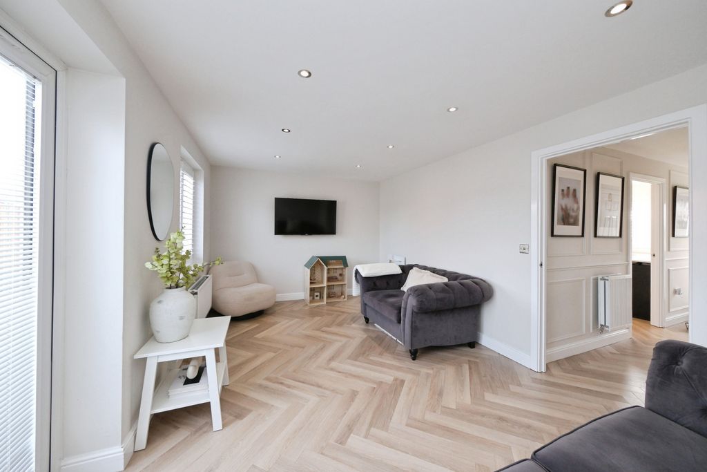 Property photo 1 of 20 Dscf8201