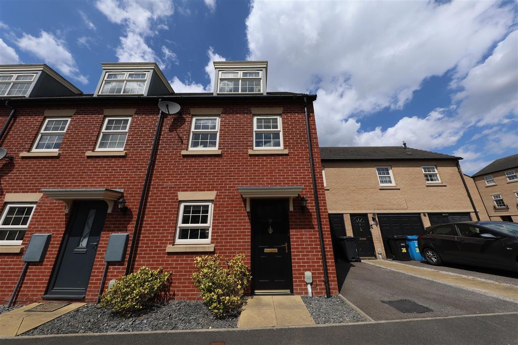 Image of 34 Bunkers Hill Road, Hull, HU4 6BD