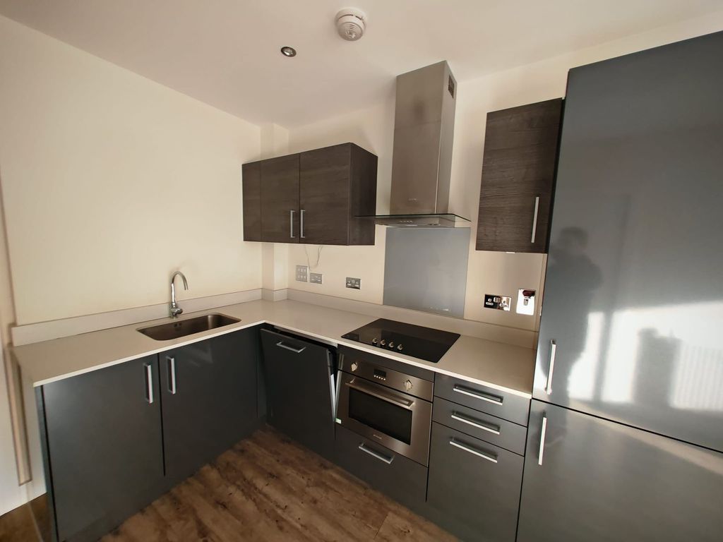 Property photo 3 of 14