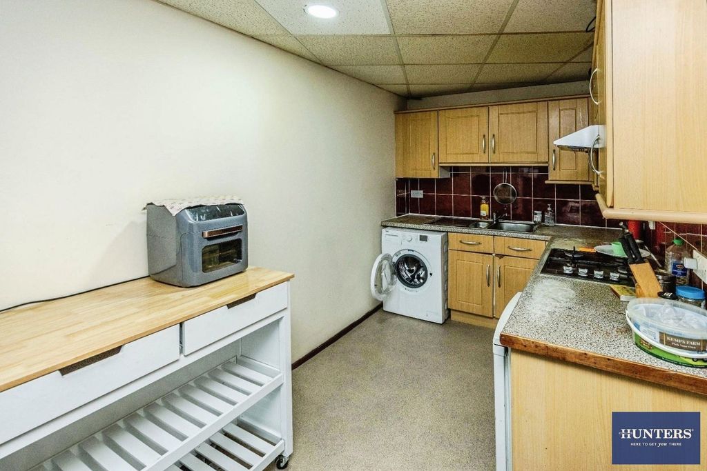 Property photo 2 of 15 Pbox-Img.Jpg