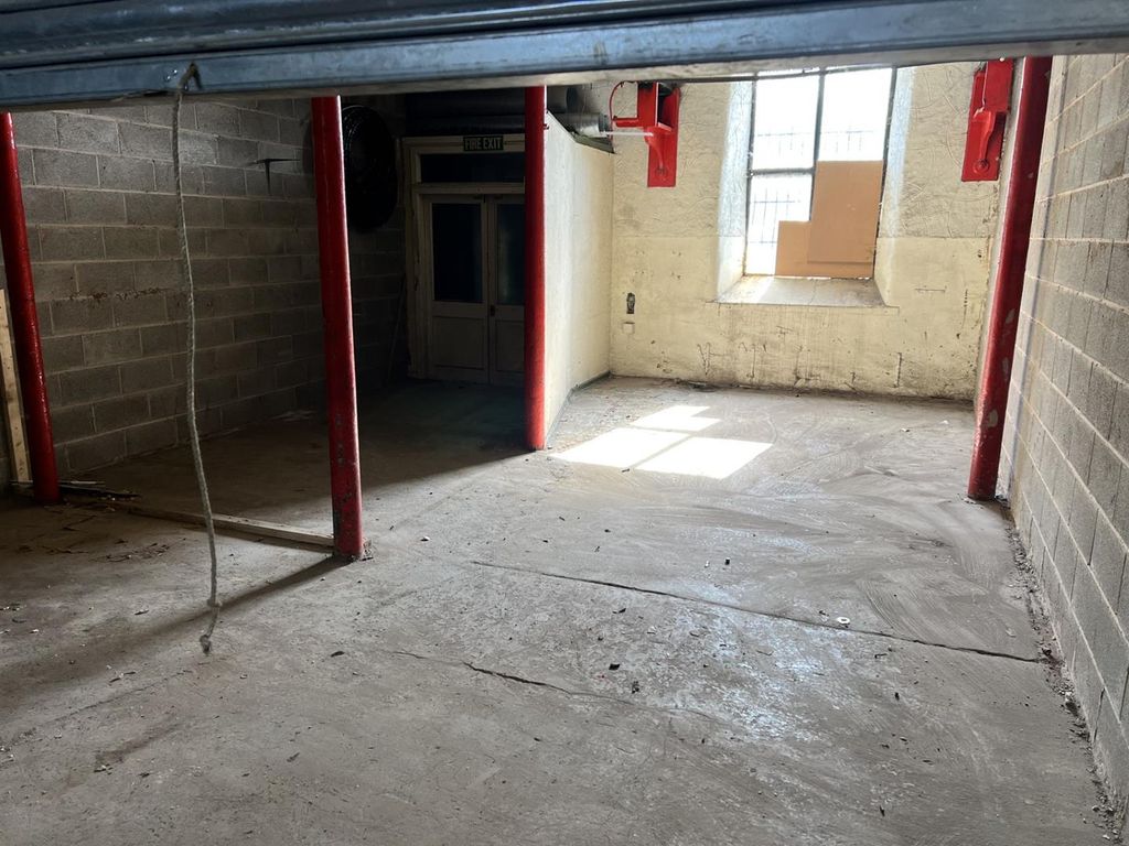 Property photo 1 of 2 Thumbnail_Img_2503.Jpg