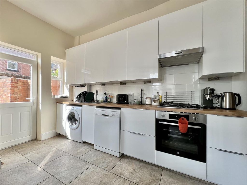 Property photo 2 of 7 Img-6854.Jpg