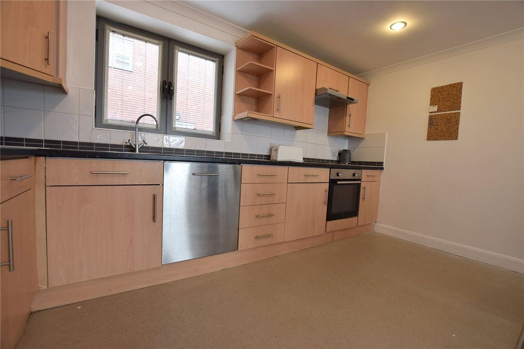 Property photo 3 of 9 Picture No. 08