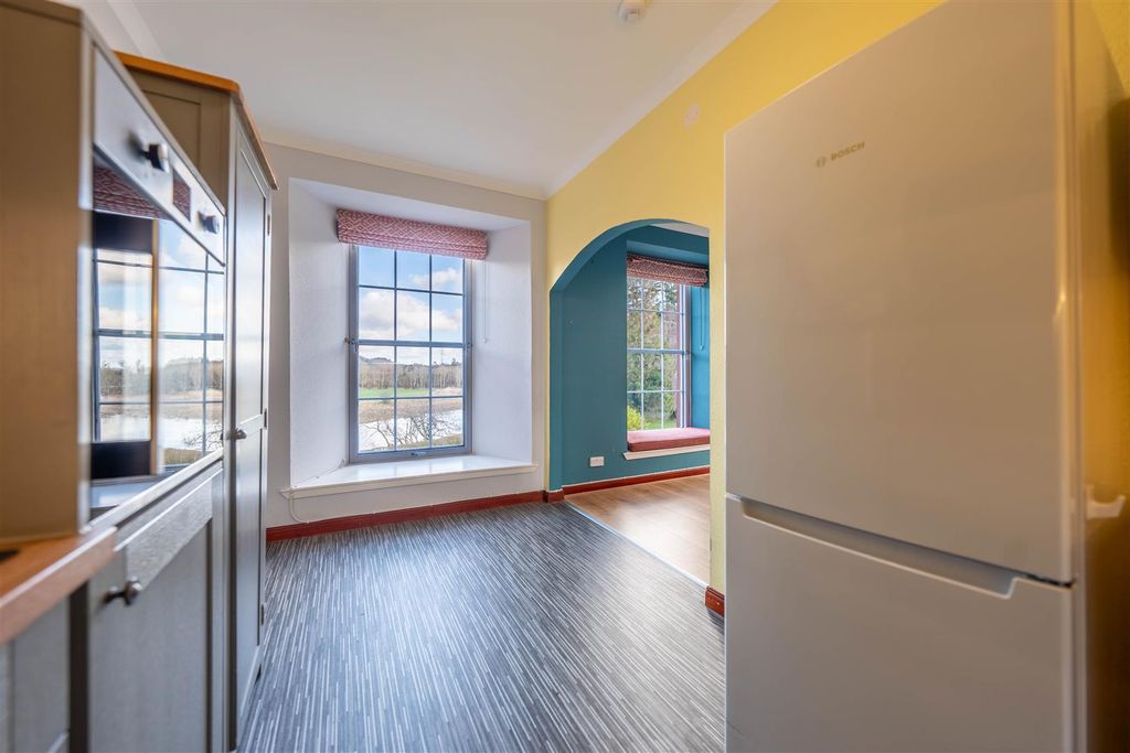 Property photo 3 of 19 Dsc09849-Hdr.Jpg