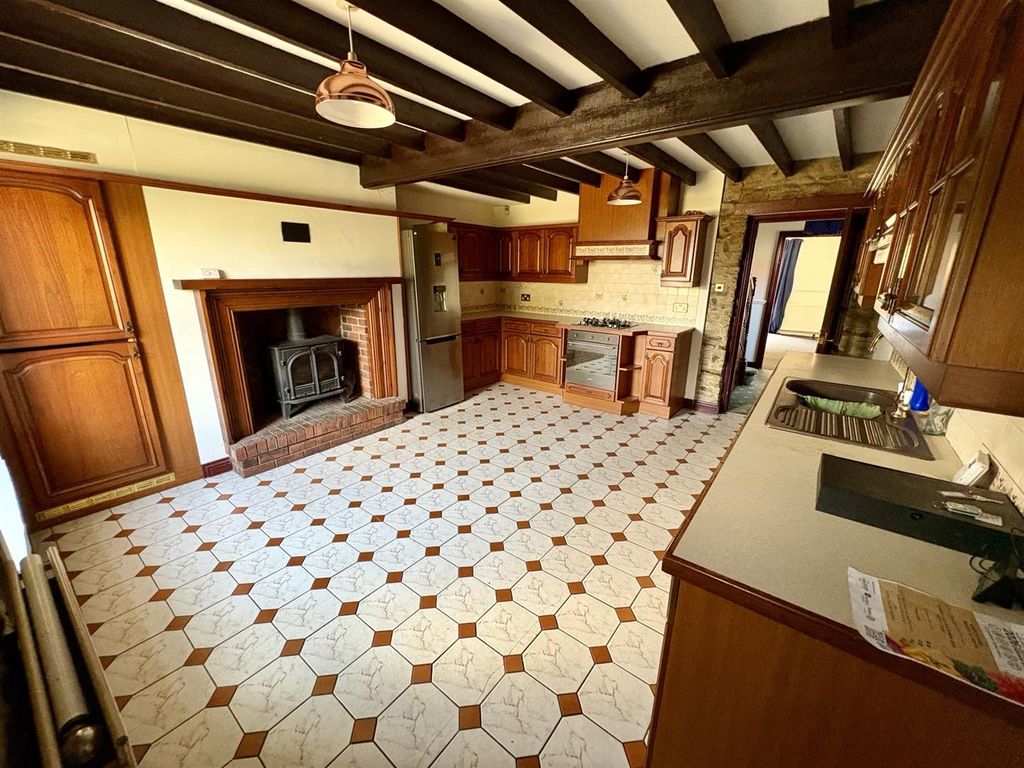 Property photo 2 of 18 Open Plan Kitchen And Breakfast Room