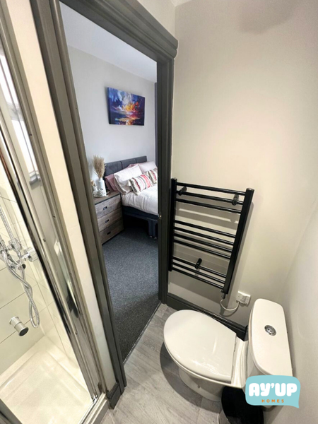 Property photo 3 of 6