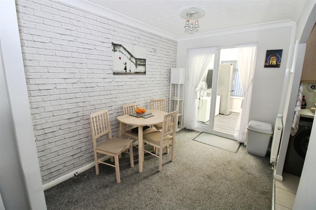 Property photo 3 of 13 Dining Room