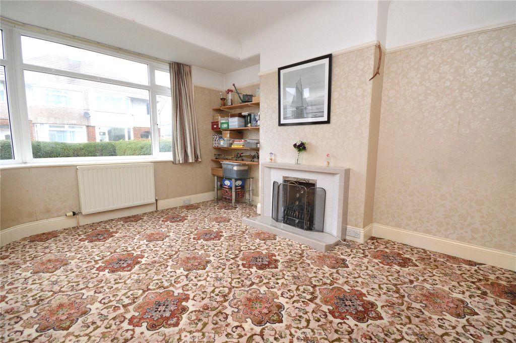 Property photo 2 of 12 Picture No. 02