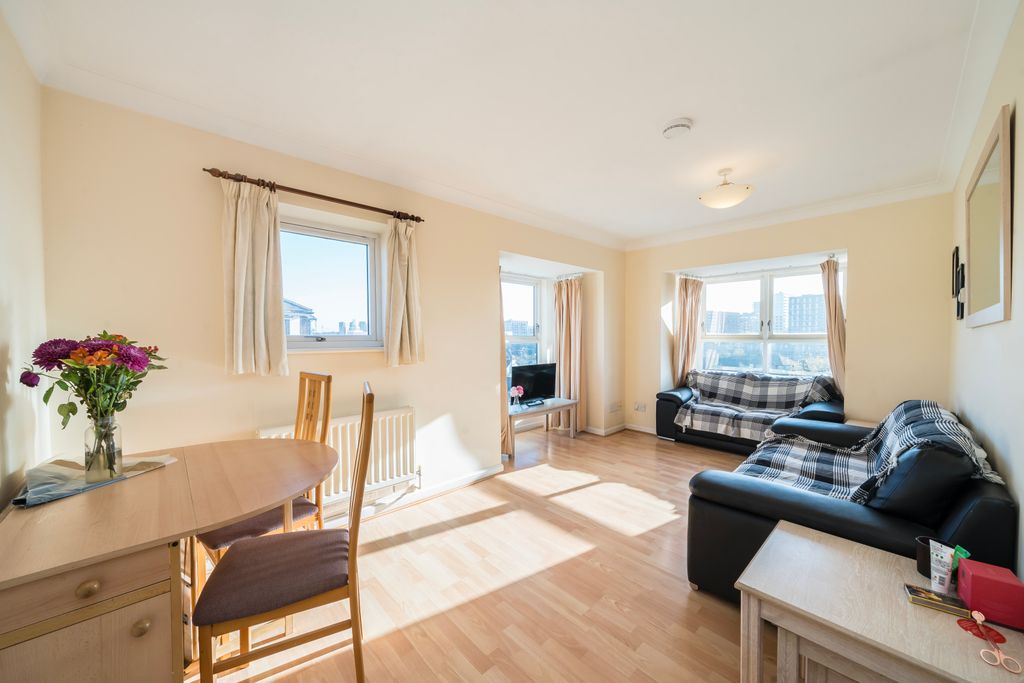 Property photo 3 of 7 Picture No. 09