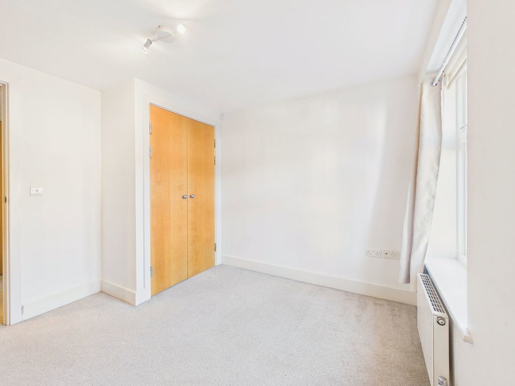 Additional image 6 of 2 bed flat for saleBlackhorse Way, Horsham RH12
