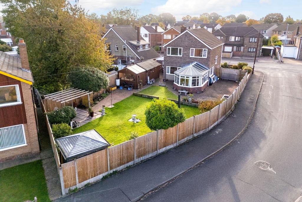 Property photo 2 of 29 Outside