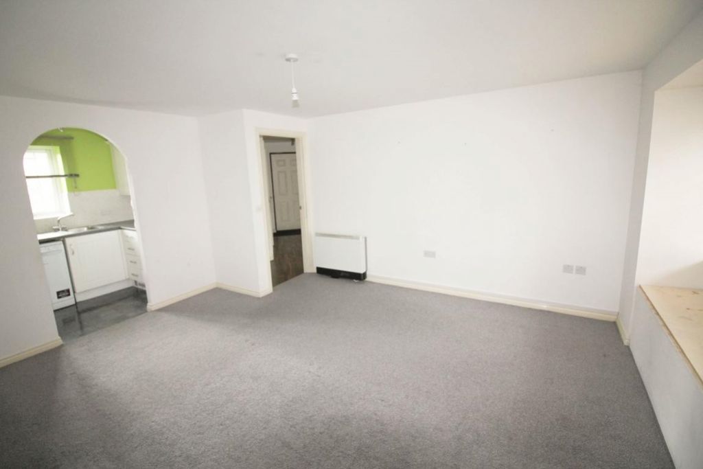Property photo 3 of 7 4485_Room02Image3905