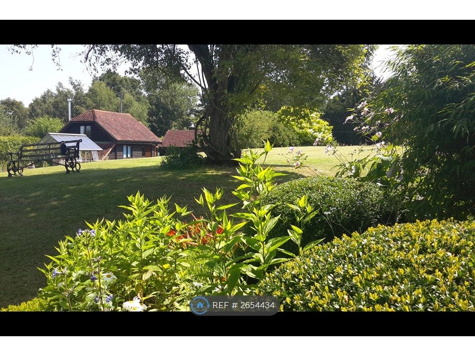 Property photo 3 of 8 Gloriousgardens