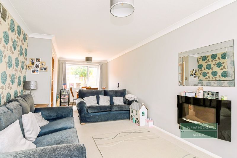 Property photo 3 of 16 Photo 13