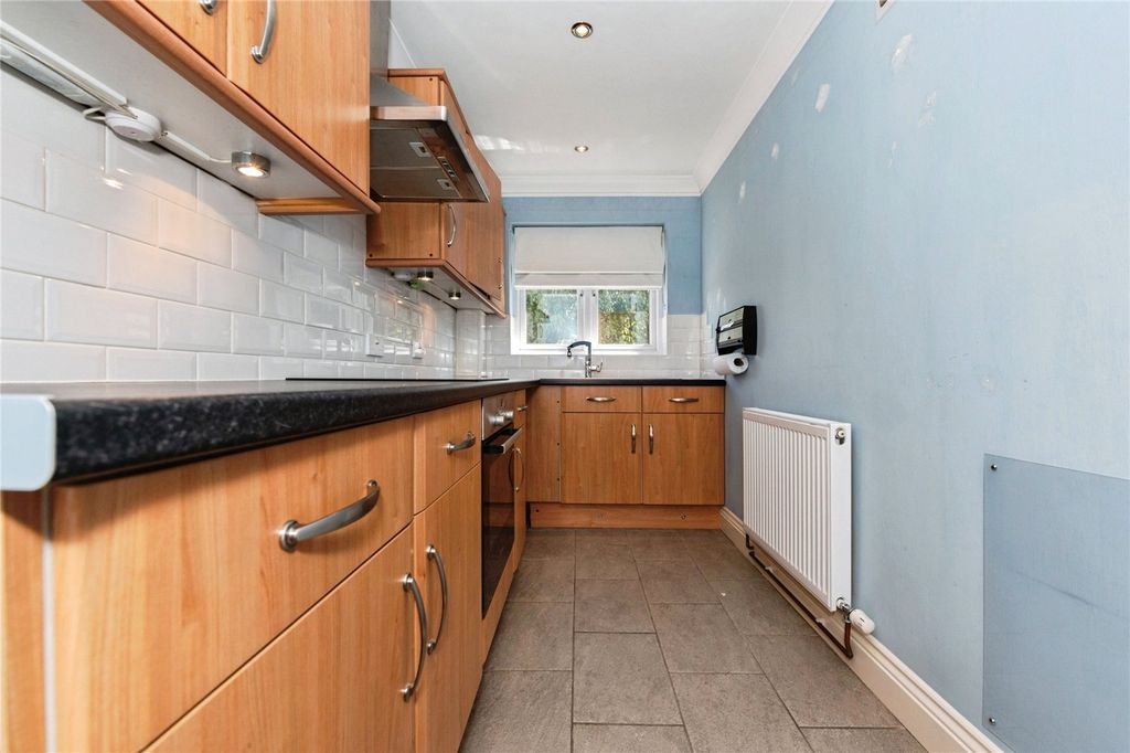 Property photo 2 of 12 Picture