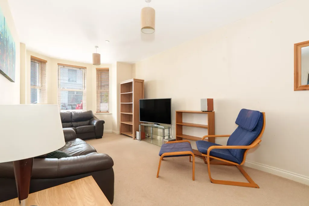 Property photo 3 of 13