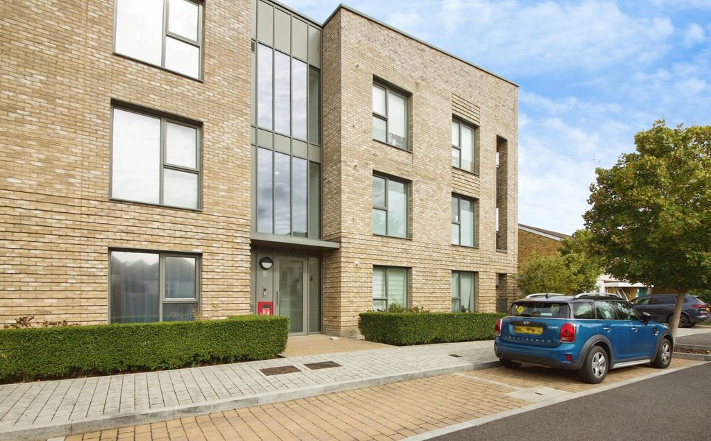 Property photo 1 of 16 Pbox-Img.Jpg