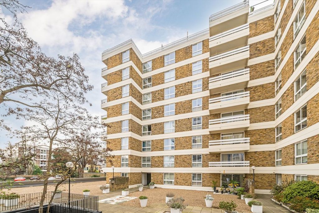 Property photo 1 of 5