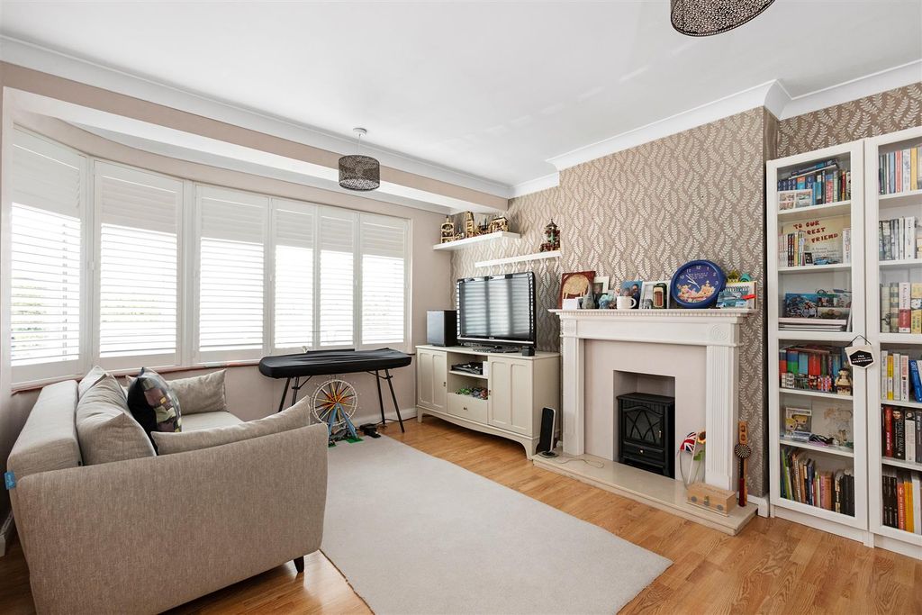 Property photo 2 of 15 Reception Room