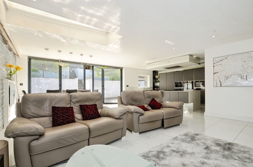 Property photo 3 of 21 Reception Room One