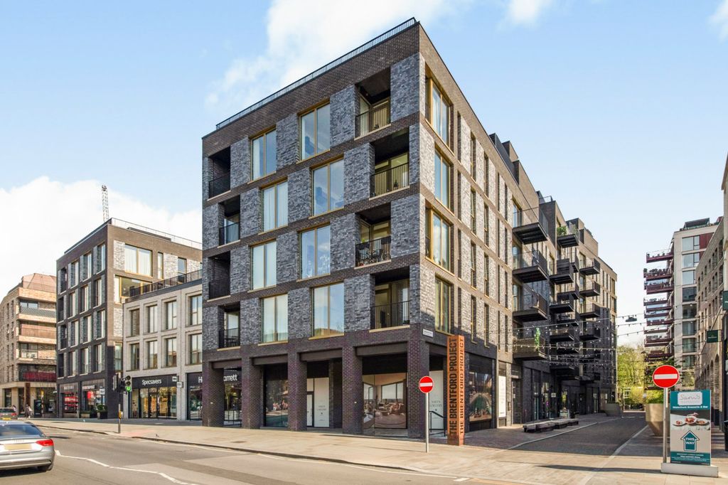 Property photo 1 of 9