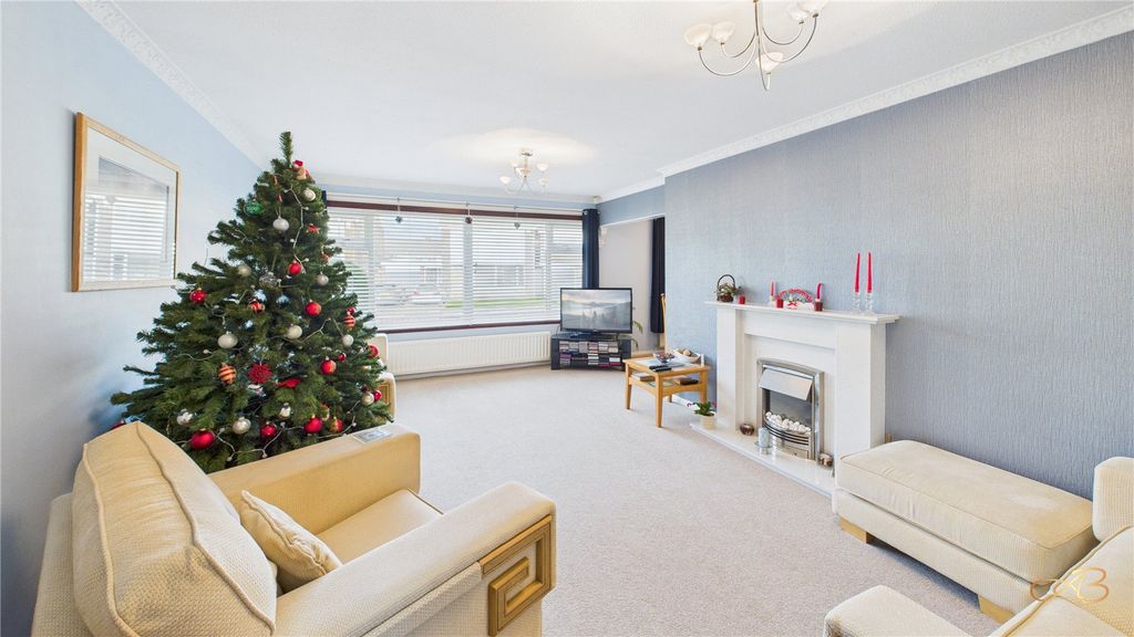 Property photo 2 of 24 Picture No. 13