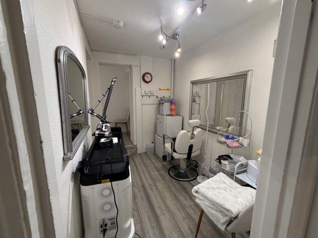 Property photo 3 of 24