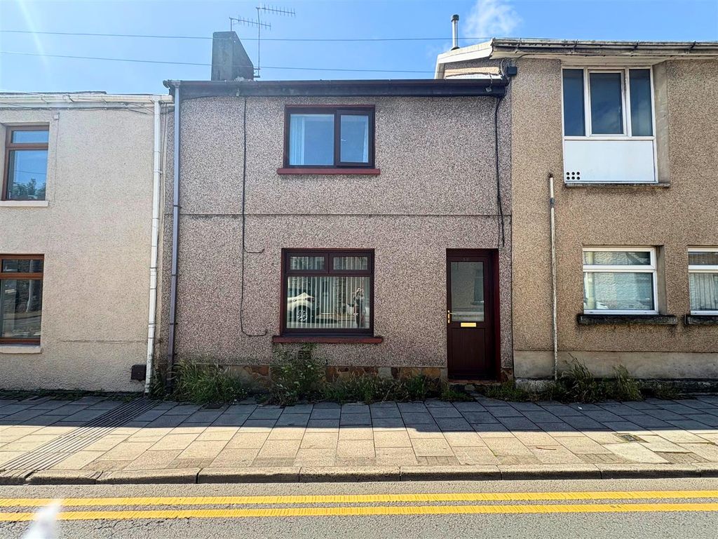 Property photo 1 of 17 Front (Edit).Jpg