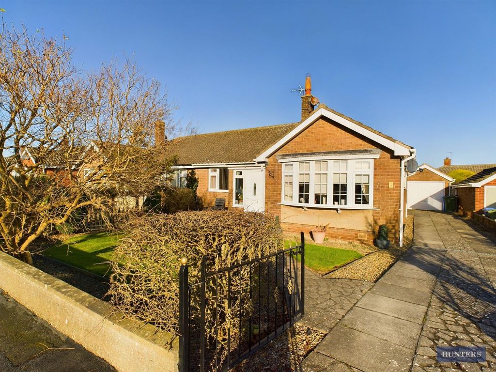 Property photo 1 of 15 Front