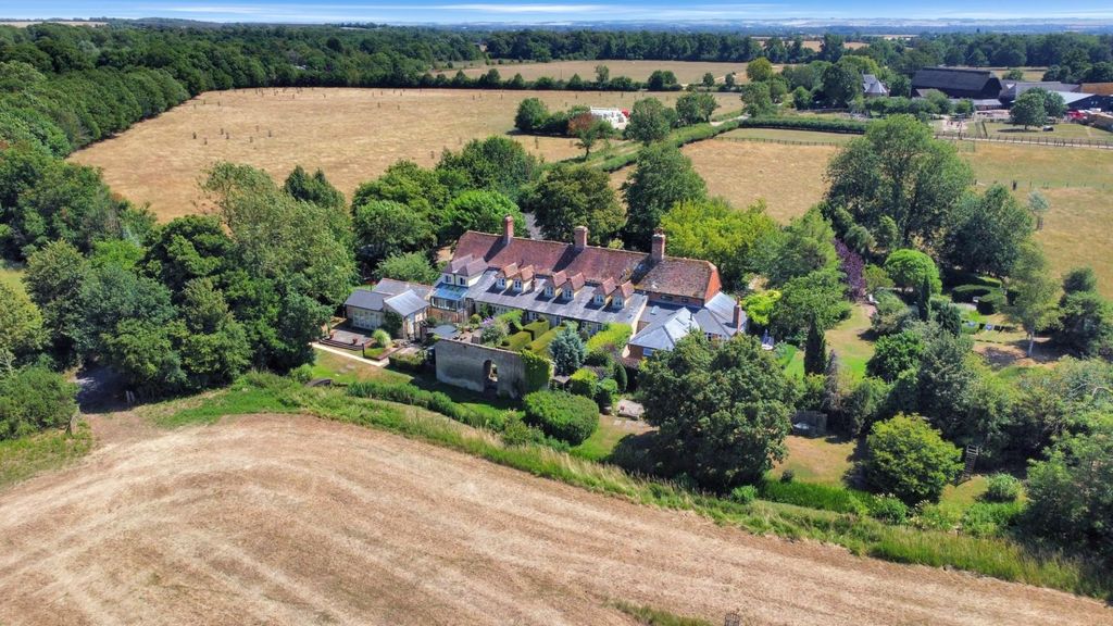 Property photo 2 of 25 Drone (1).Jpg