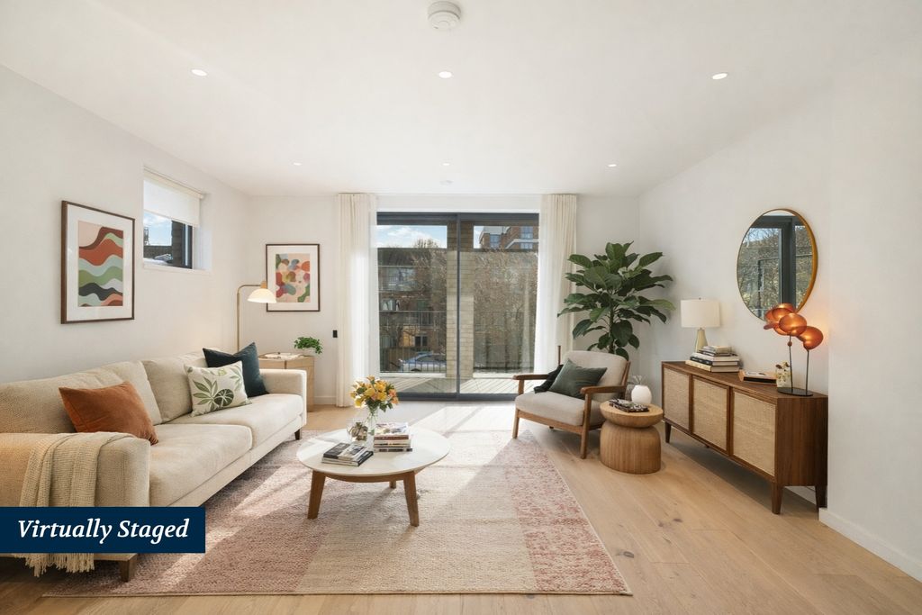 Property photo 2 of 19 Picture No. 56