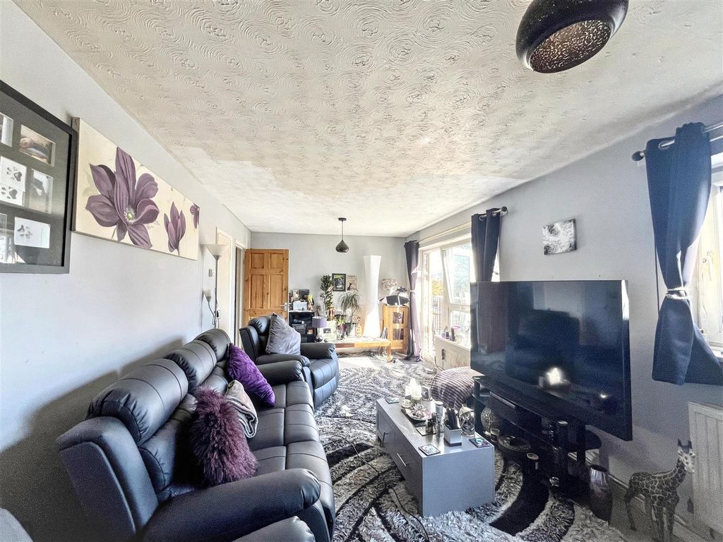 Property photo 2 of 12 Img_5137.Jpg