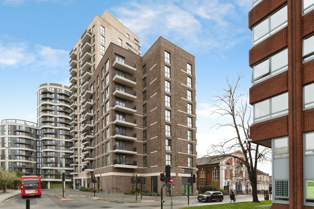 Property photo 1 of 12