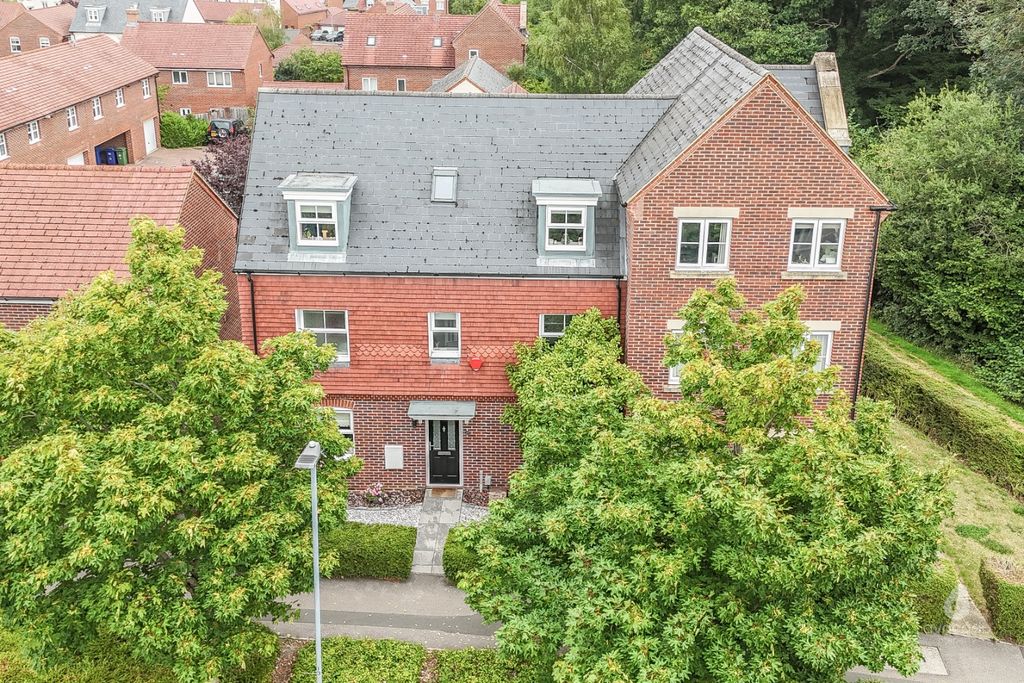 Property photo 1 of 21 4412760