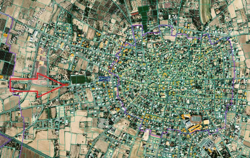 Property photo 3 of 4